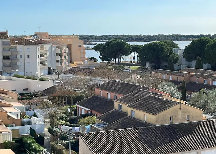 Port Camargue P2 Cabine